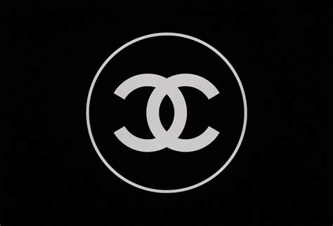 Chanel double c